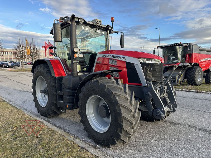 Traktor typu Massey Ferguson MF 8S.245, Vorführmaschine v Schwechat (Obrázok 1)