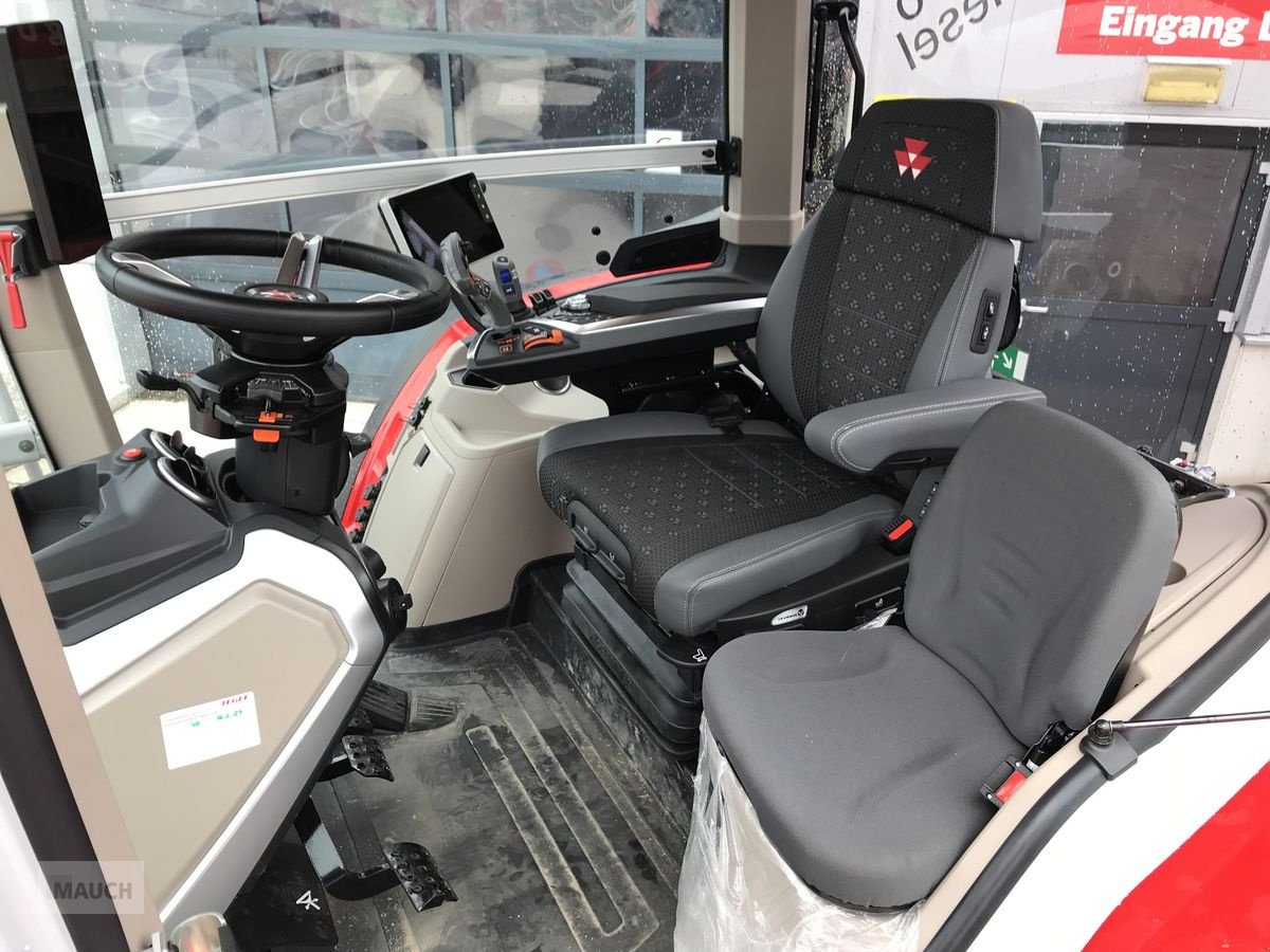 Traktor des Typs Massey Ferguson MF 8S.265 Dyna-7, Neumaschine in Burgkirchen (Bild 13)