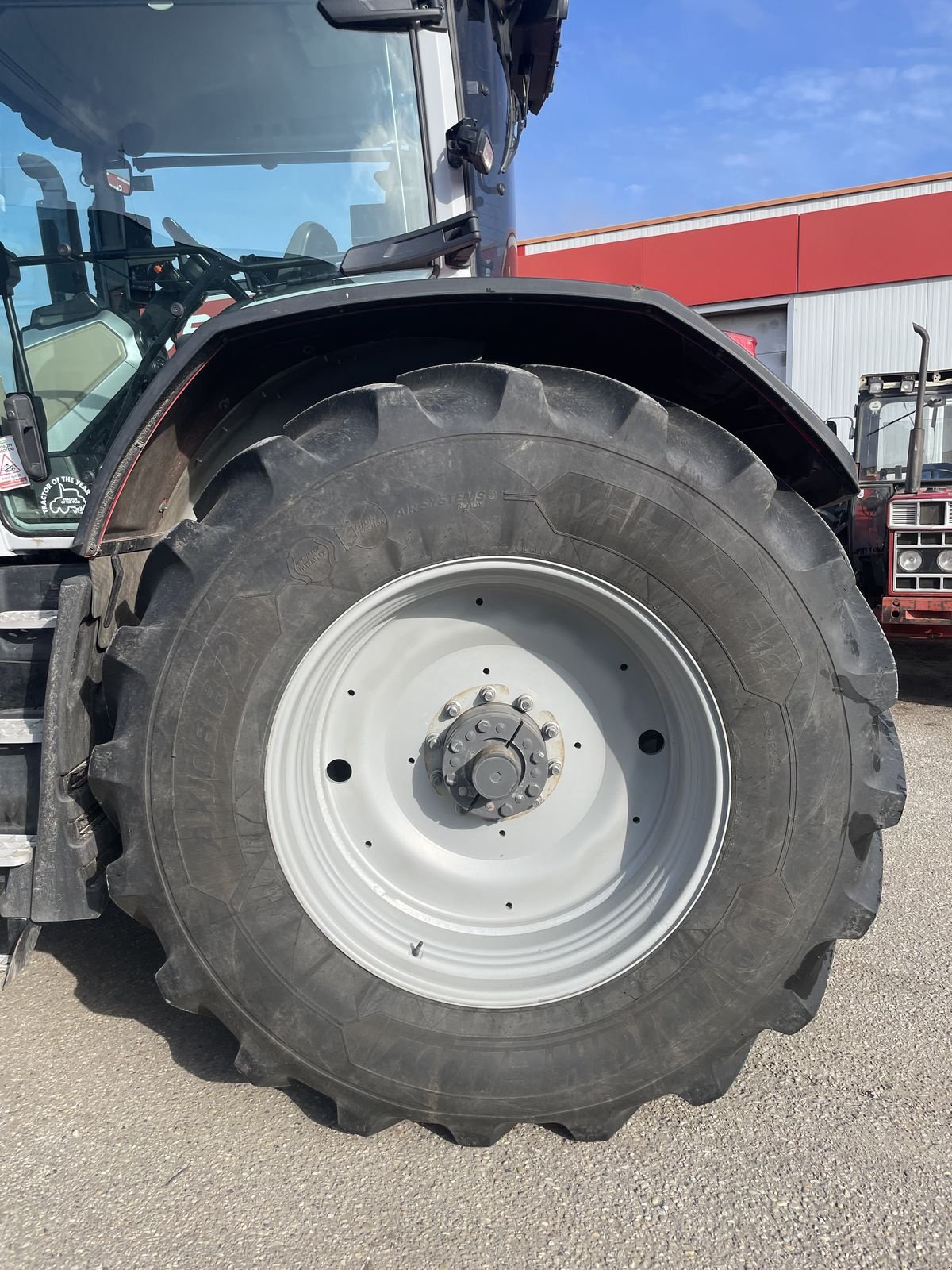 Traktor typu Massey Ferguson MF 8S.265 Dyna E-Power, Gebrauchtmaschine v Harmannsdorf (Obrázek 3)