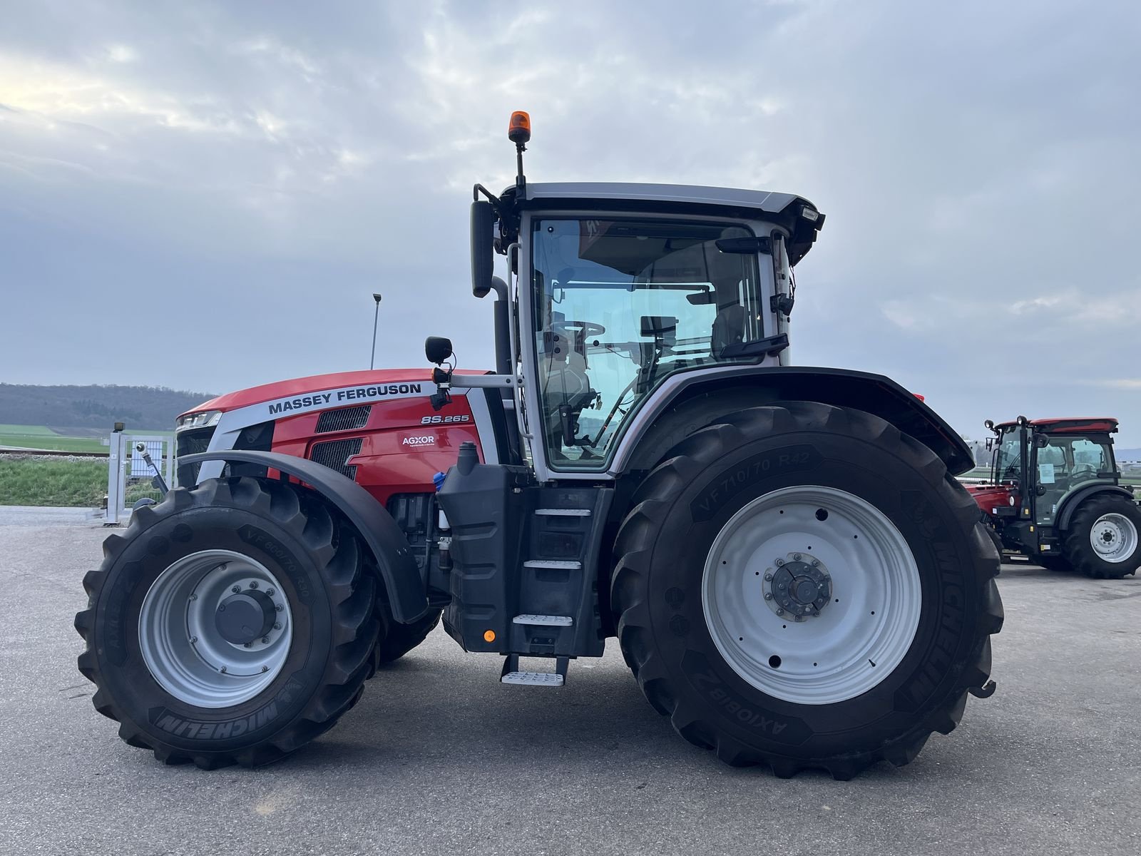 Traktor za tip Massey Ferguson MF 8S.265 Dyna E-Power, Gebrauchtmaschine u Harmannsdorf (Slika 11)