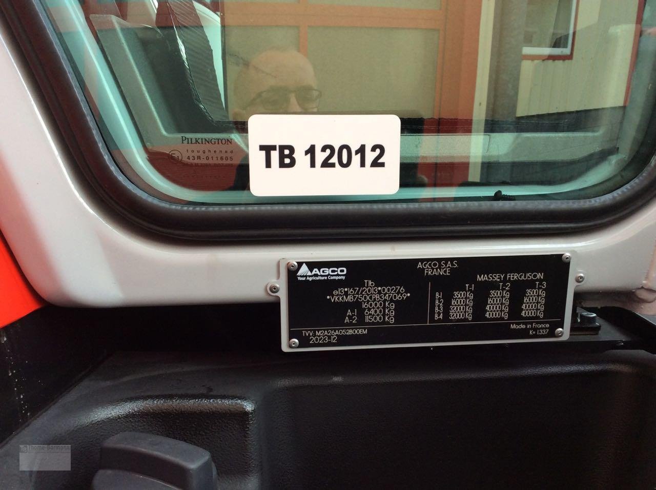 Traktor des Typs Massey Ferguson MF 8S.265 Dyna-VT EXCLUSIVE, Mietmaschine in Prüm (Bild 5)