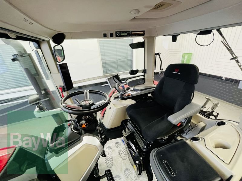 Traktor des Typs Massey Ferguson MF 8S.265 DYNA-VT EXCLUSIVE, Gebrauchtmaschine in Manching (Bild 19)