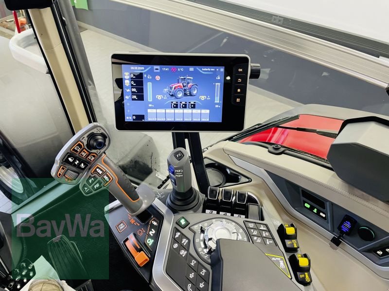 Traktor des Typs Massey Ferguson MF 8S.265 DYNA-VT EXCLUSIVE, Gebrauchtmaschine in Manching (Bild 21)