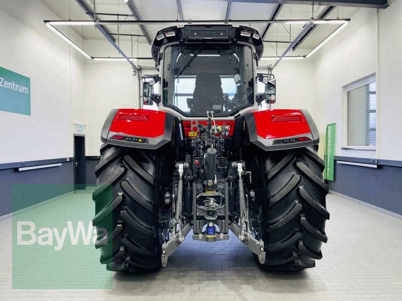Traktor des Typs Massey Ferguson MF 8S.265 DYNA-VT EXCLUSIVE, Gebrauchtmaschine in Manching (Bild 7)