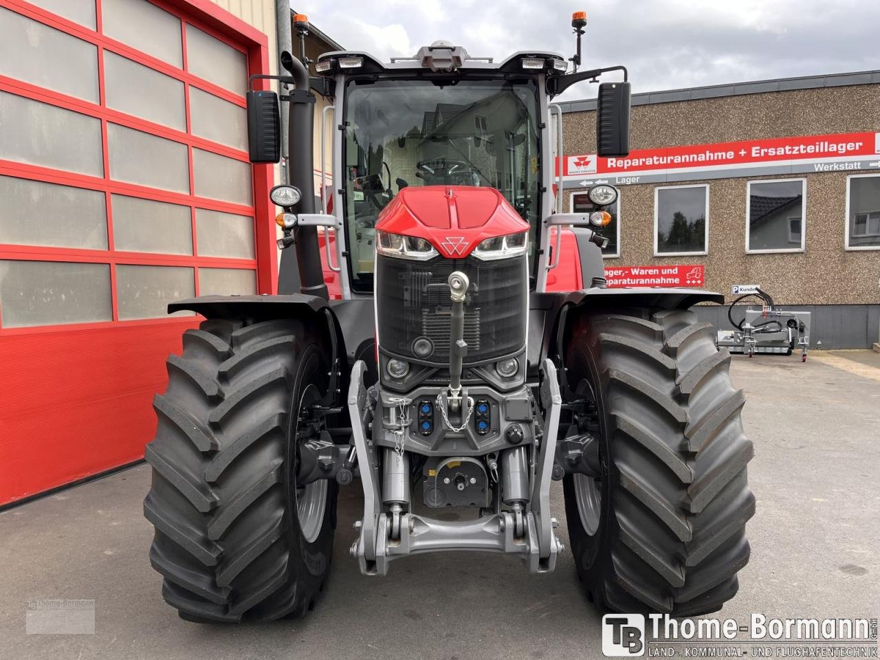 Traktor typu Massey Ferguson MF 8S.305 Dyna-VT EXCLUSIVE, Mietmaschine v Prüm (Obrázek 2)