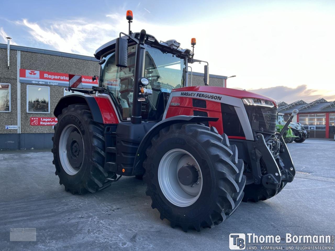 Traktor typu Massey Ferguson MF 8S.305 Dyna-VT Exclusive, Mietmaschine v Prüm (Obrázek 4)