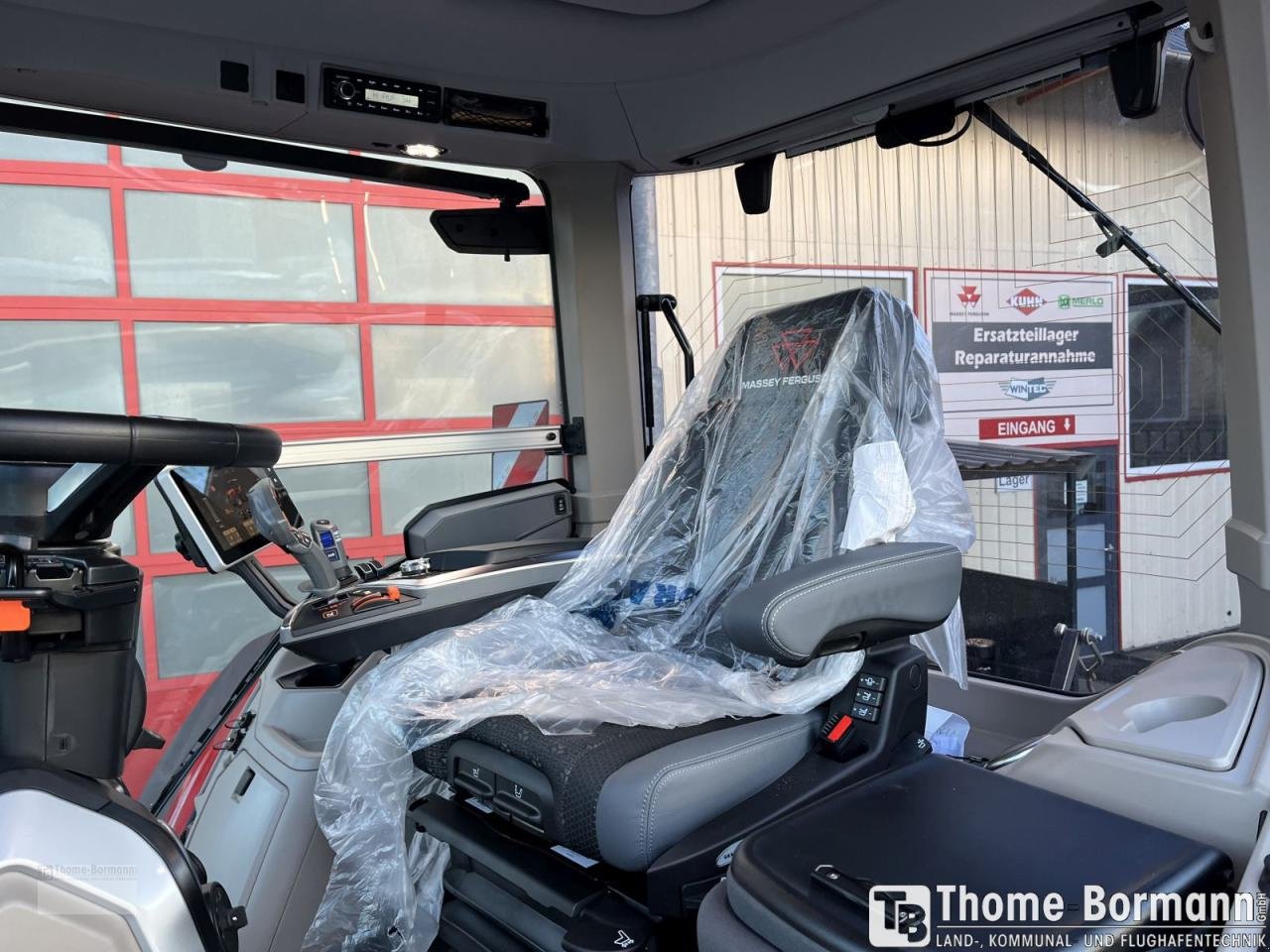 Traktor typu Massey Ferguson MF 8S.305 Dyna-VT Exclusive, Mietmaschine v Prüm (Obrázek 8)