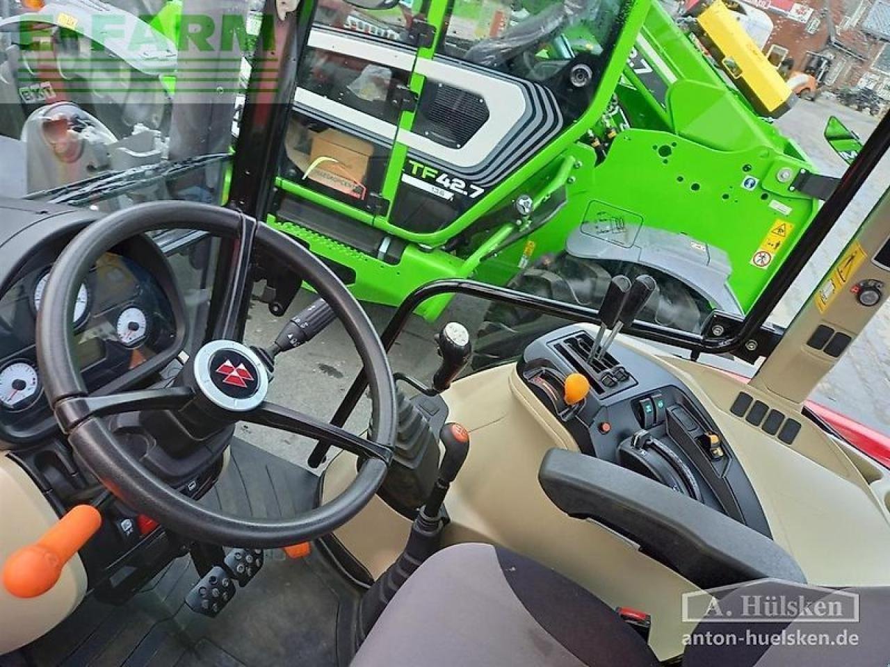 Traktor van het type Massey Ferguson mf4707 cab 4wd, Gebrauchtmaschine in ROSENDAHL (Foto 9)