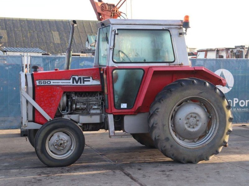 Traktor tip Massey Ferguson MF590, Gebrauchtmaschine in Antwerpen