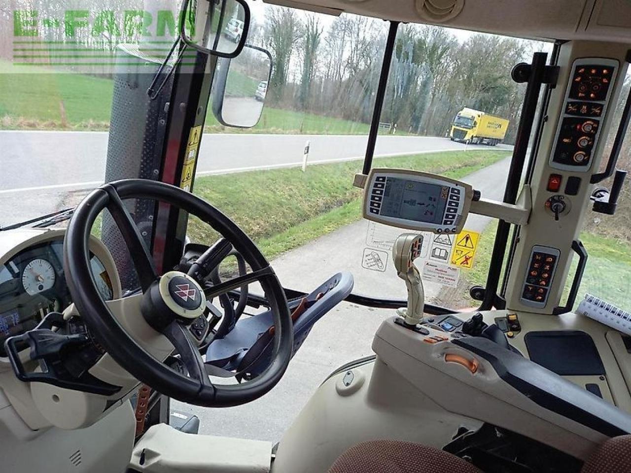 Traktor typu Massey Ferguson mf7618 dyna-6 exclusive Exclusive, Gebrauchtmaschine v ROSENDAHL (Obrázek 12)