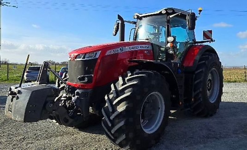 Traktor del tipo Massey Ferguson S8735, Gebrauchtmaschine In PEYROLE (Immagine 3)