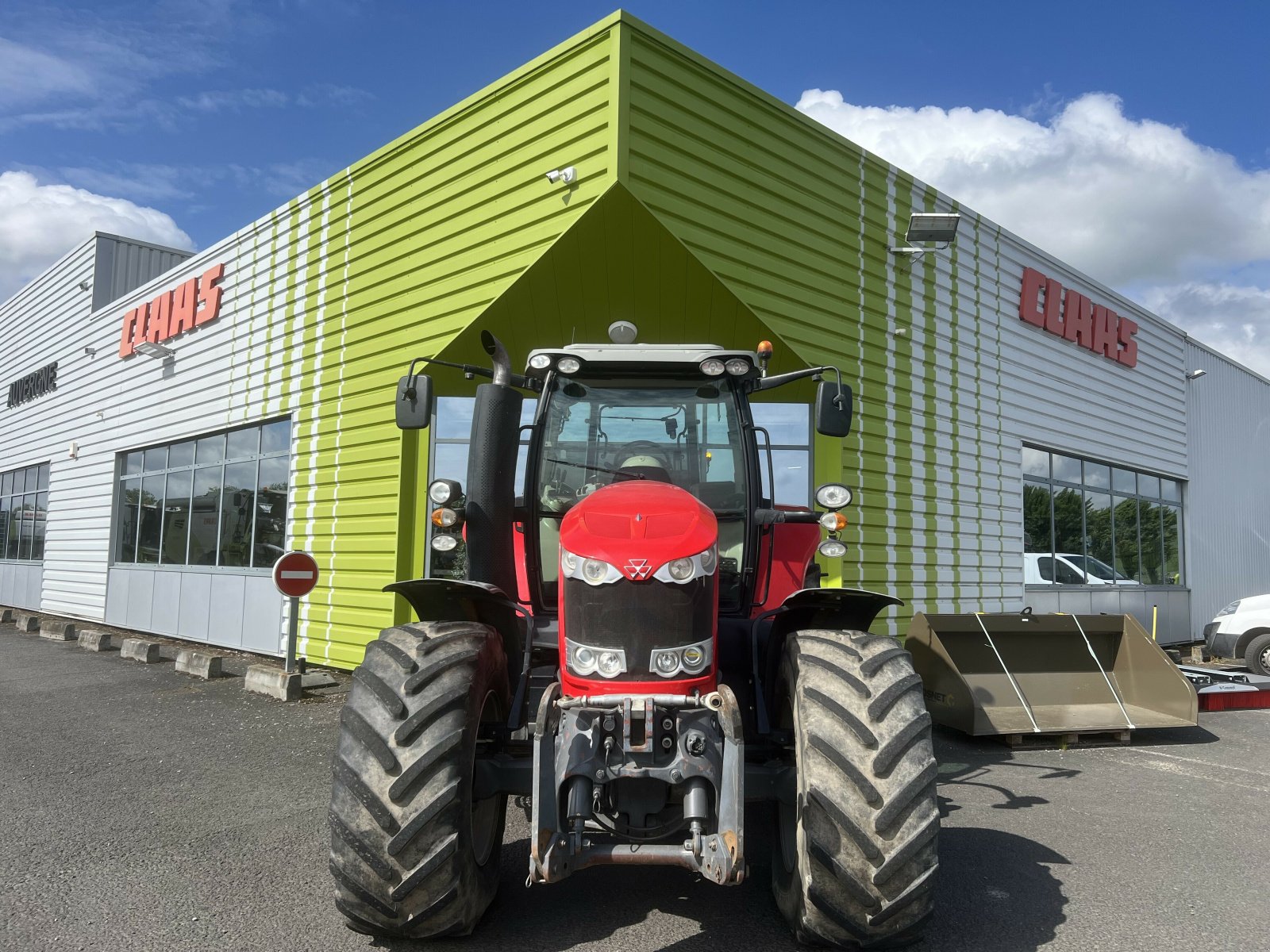 Traktor Türe ait Massey Ferguson TRACTEUR MASSEY FERGUSON 7616, Gebrauchtmaschine içinde Gannat (resim 9)
