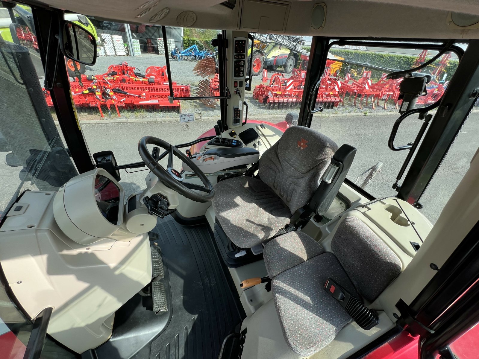 Traktor Türe ait Massey Ferguson TRACTEUR MASSEY FERGUSON 7616, Gebrauchtmaschine içinde Gannat (resim 10)