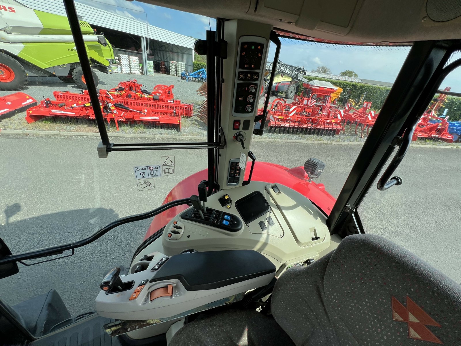 Traktor Türe ait Massey Ferguson TRACTEUR MASSEY FERGUSON 7616, Gebrauchtmaschine içinde Gannat (resim 11)