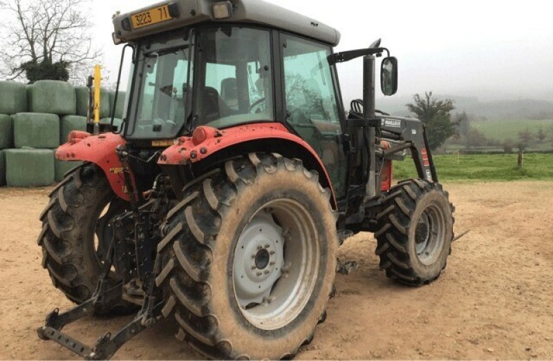 Traktor typu Massey Ferguson TRACTEUR MF 5445, Gebrauchtmaschine v Paray-le-monial (Obrázek 4)