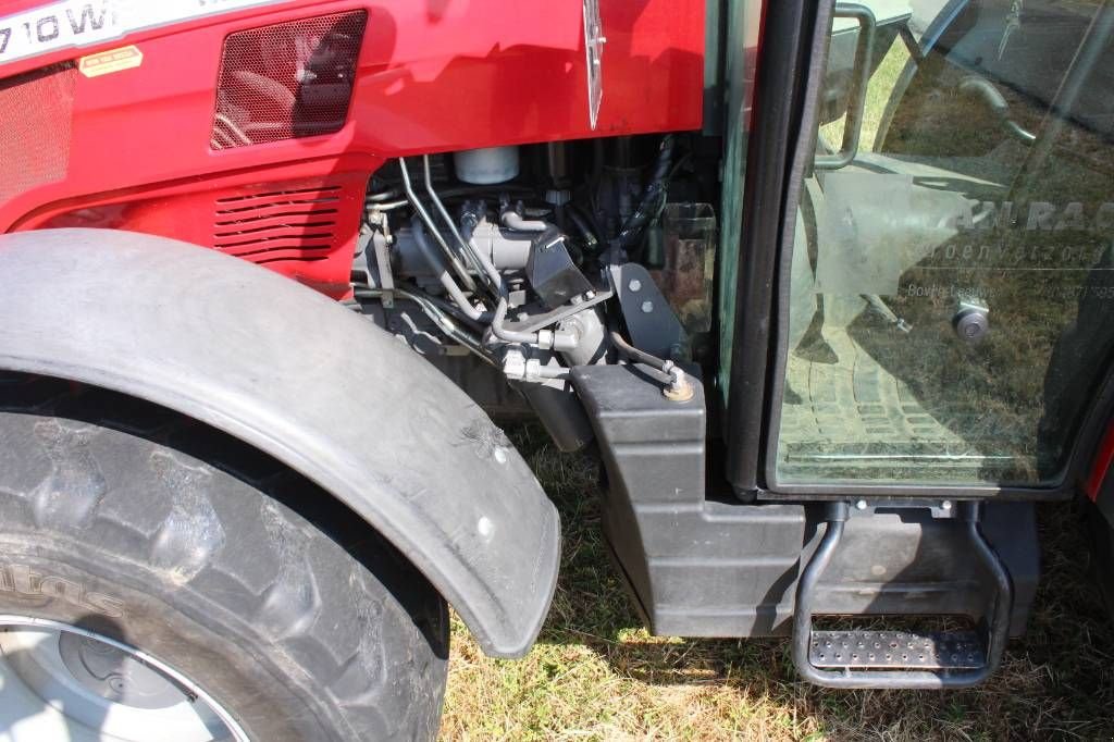 Traktor des Typs Massey Ferguson WF3710 Effici&euml;nt, Gebrauchtmaschine in Geldermalsen (Bild 10)
