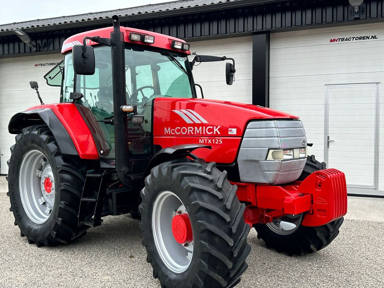 Traktor del tipo McCormick 125, Gebrauchtmaschine en Linde (dr) (Imagen 6)