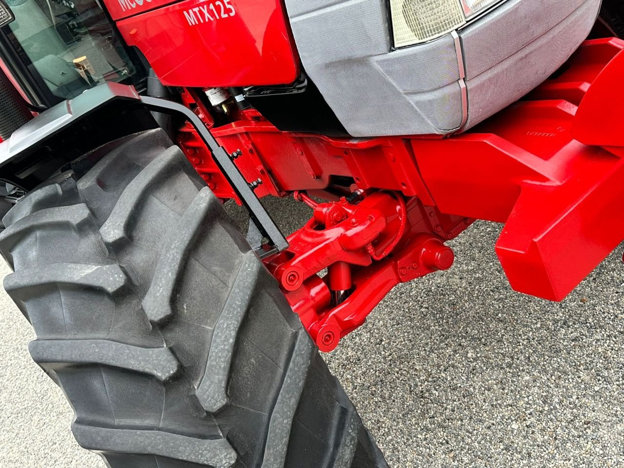 Traktor del tipo McCormick 125, Gebrauchtmaschine en Linde (dr) (Imagen 5)