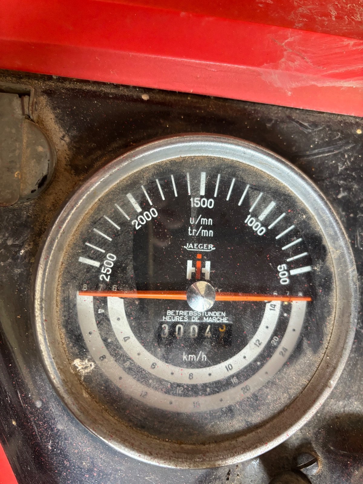 Traktor типа McCormick 323, Gebrauchtmaschine в rastatt (Фотография 2)