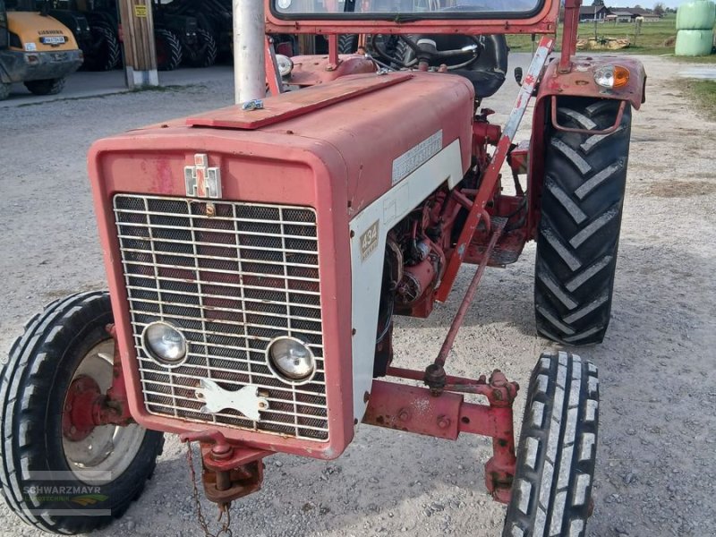 Traktor des Typs McCormick 434, Gebrauchtmaschine in Gampern (Bild 1)
