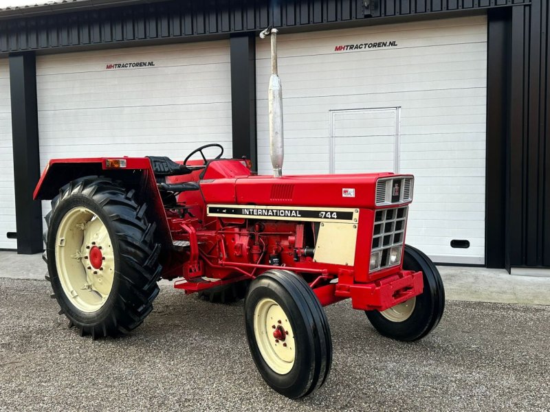 Traktor Türe ait McCormick 744, Gebrauchtmaschine içinde Linde (dr)