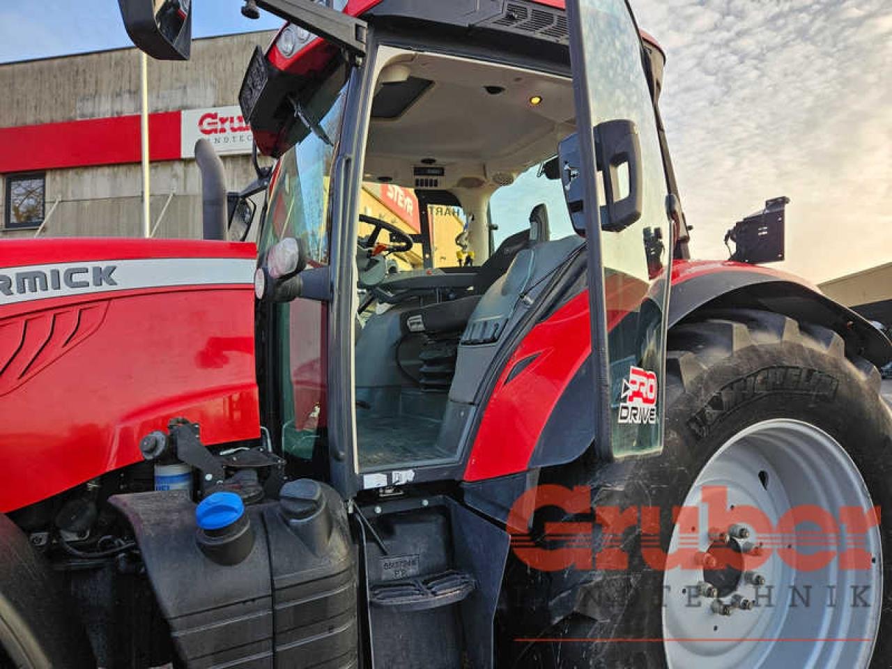 Traktor a típus McCormick 7X.830, Gebrauchtmaschine ekkor: Ampfing (Kép 13)