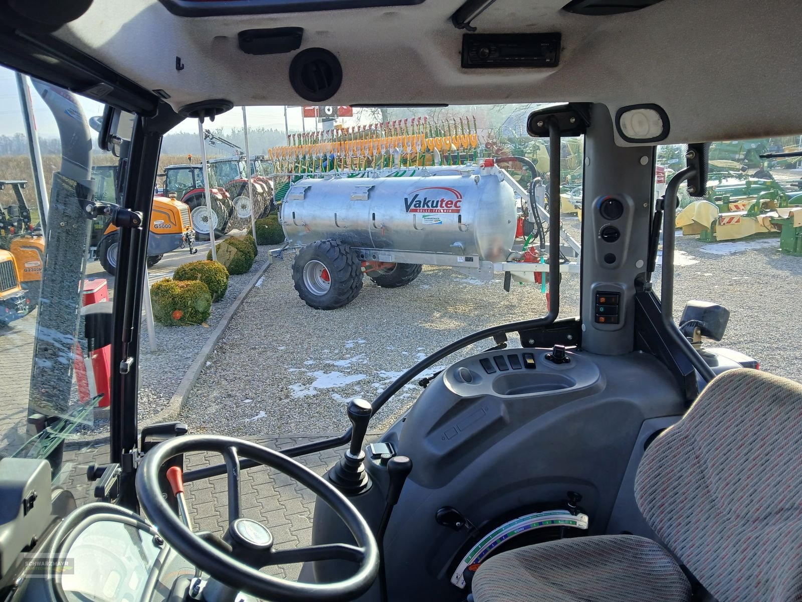 Traktor van het type McCormick C 100 MAX, Gebrauchtmaschine in Aurolzmünster (Foto 12)