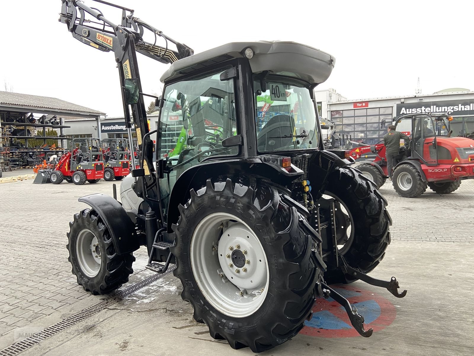 Traktor van het type McCormick CX 65 L, Gebrauchtmaschine in Burgkirchen (Foto 9)