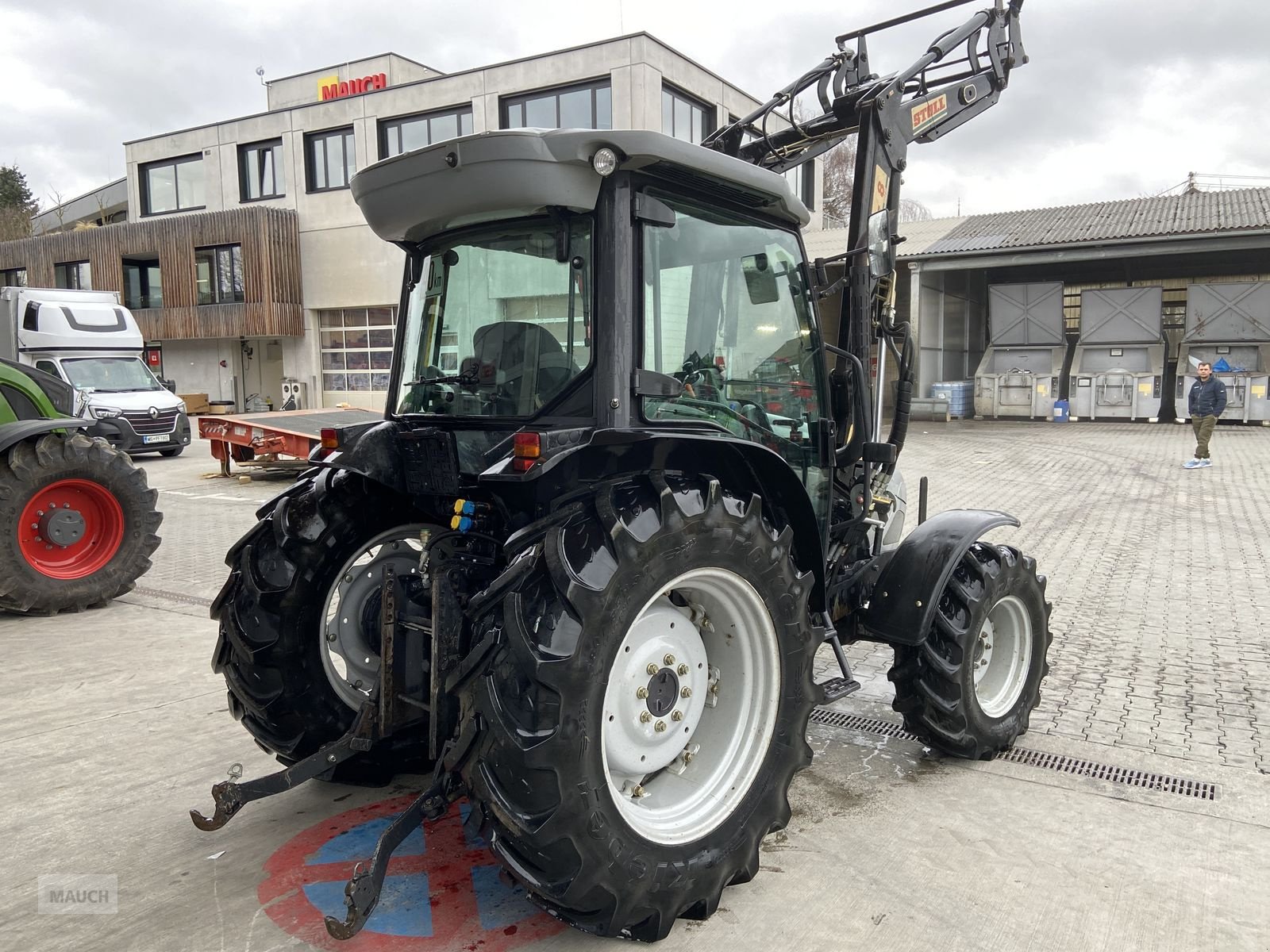 Traktor van het type McCormick CX 65 L, Gebrauchtmaschine in Burgkirchen (Foto 5)