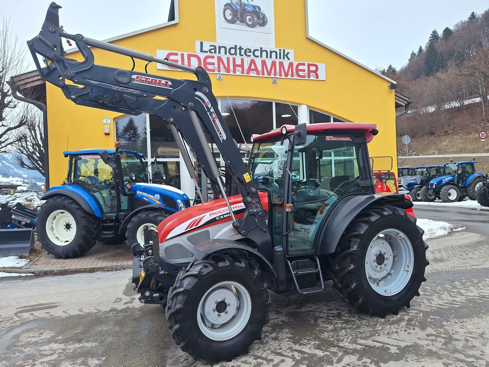 Traktor типа McCormick CX 80 3T L, Gebrauchtmaschine в Burgkirchen (Фотография 1)