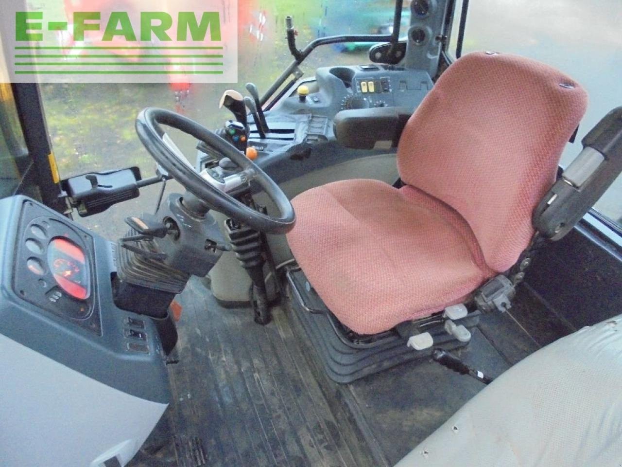 Traktor tipa McCormick cx95, Gebrauchtmaschine u Authon (Slika 8)