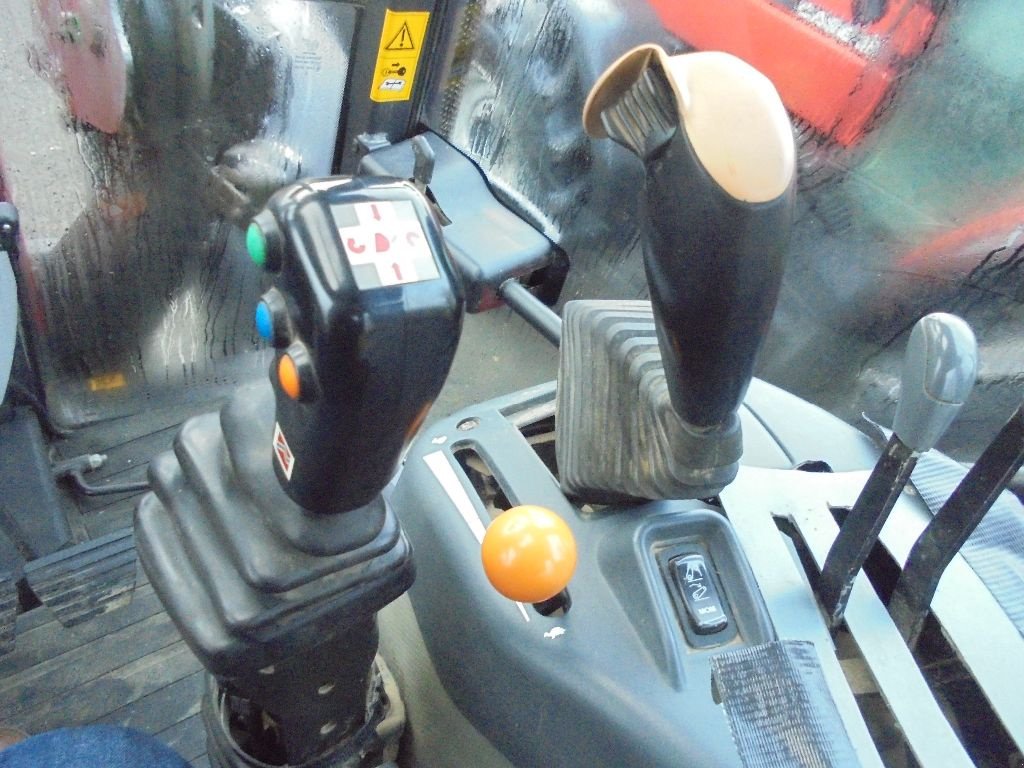 Traktor des Typs McCormick CX95, Gebrauchtmaschine in AUTHON (Bild 10)