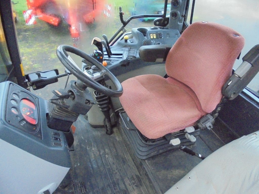 Traktor tip McCormick CX95, Gebrauchtmaschine in AUTHON (Poză 8)