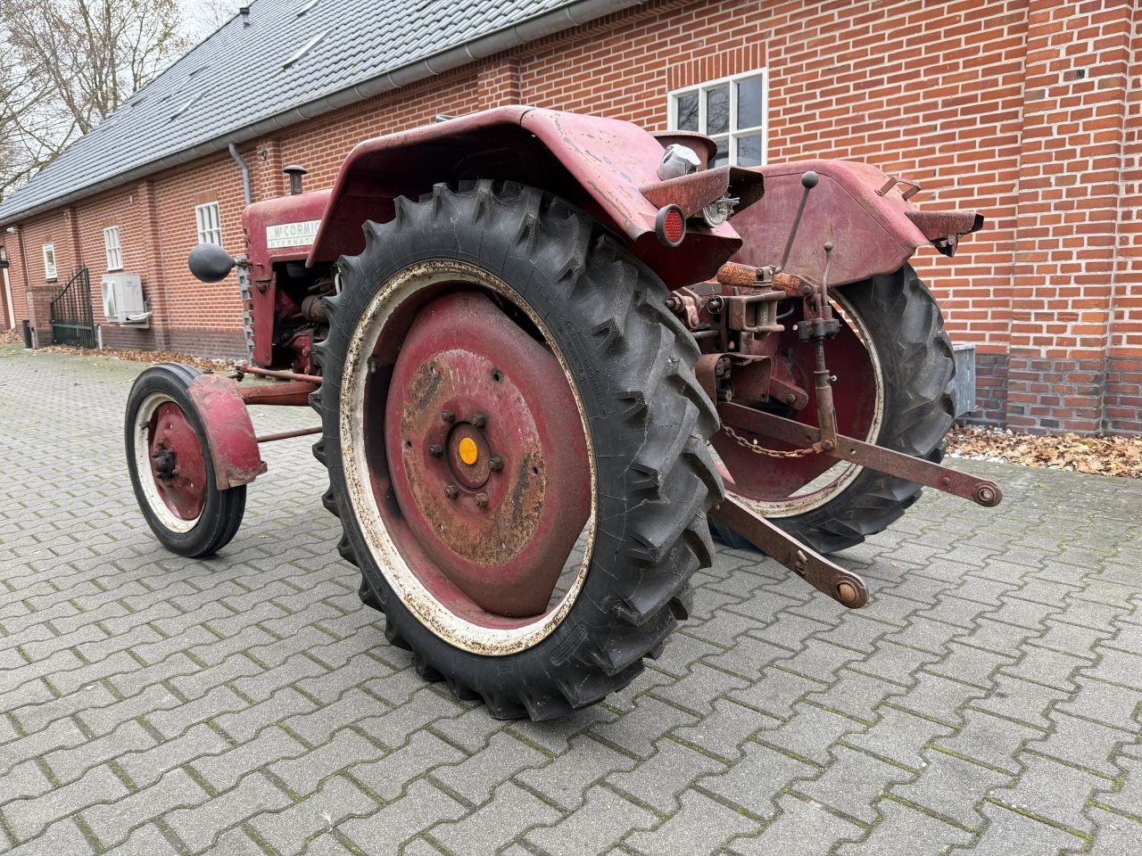 Traktor del tipo McCormick D-217, Gebrauchtmaschine en Nieuw-Weerdinge (Imagen 3)