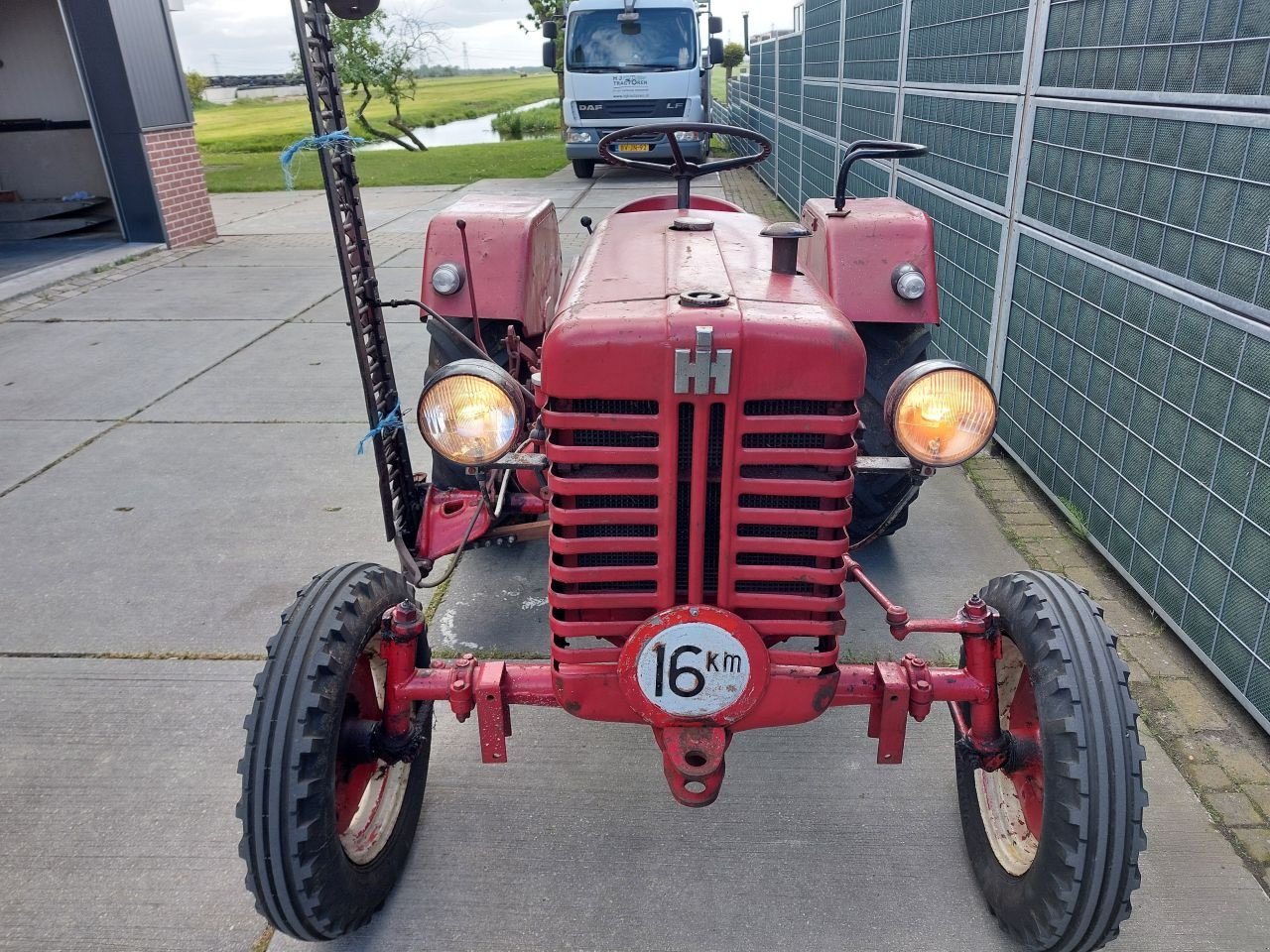 Traktor des Typs McCormick D-219, Gebrauchtmaschine in Ouderkerk aan den IJssel (Bild 5)
