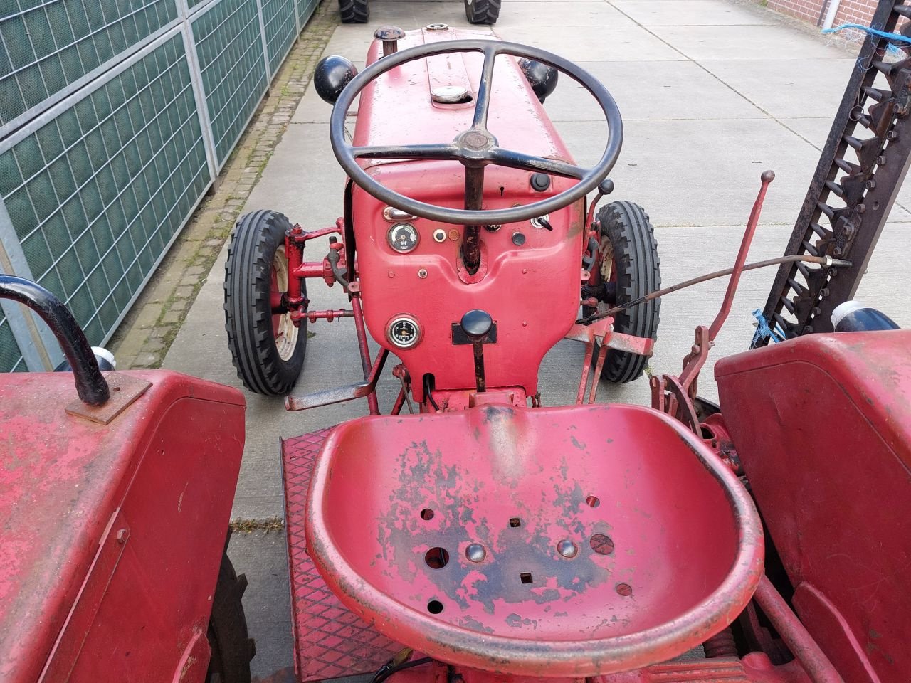 Traktor des Typs McCormick D-219, Gebrauchtmaschine in Ouderkerk aan den IJssel (Bild 9)