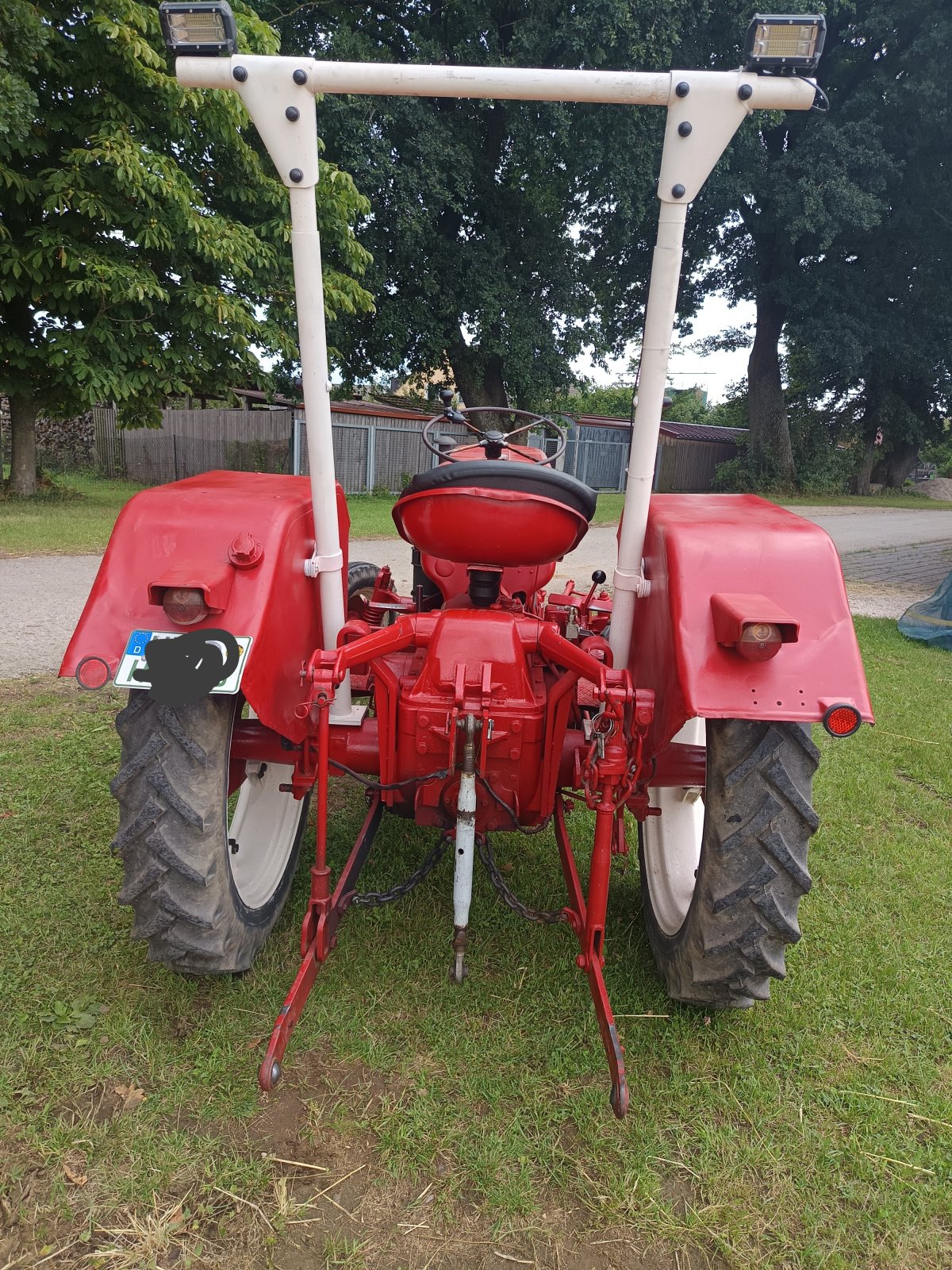 Traktor typu McCormick D-320, Gebrauchtmaschine v Oberndorf  (Obrázek 2)