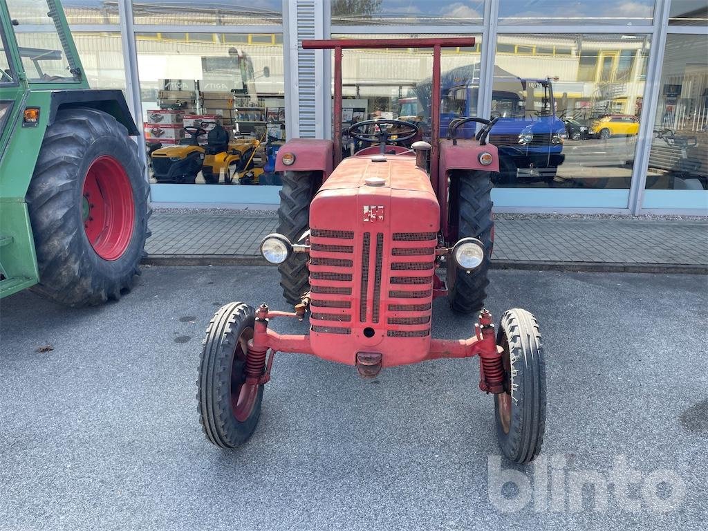 Traktor του τύπου McCormick D-324, Gebrauchtmaschine σε Düsseldorf (Φωτογραφία 7)