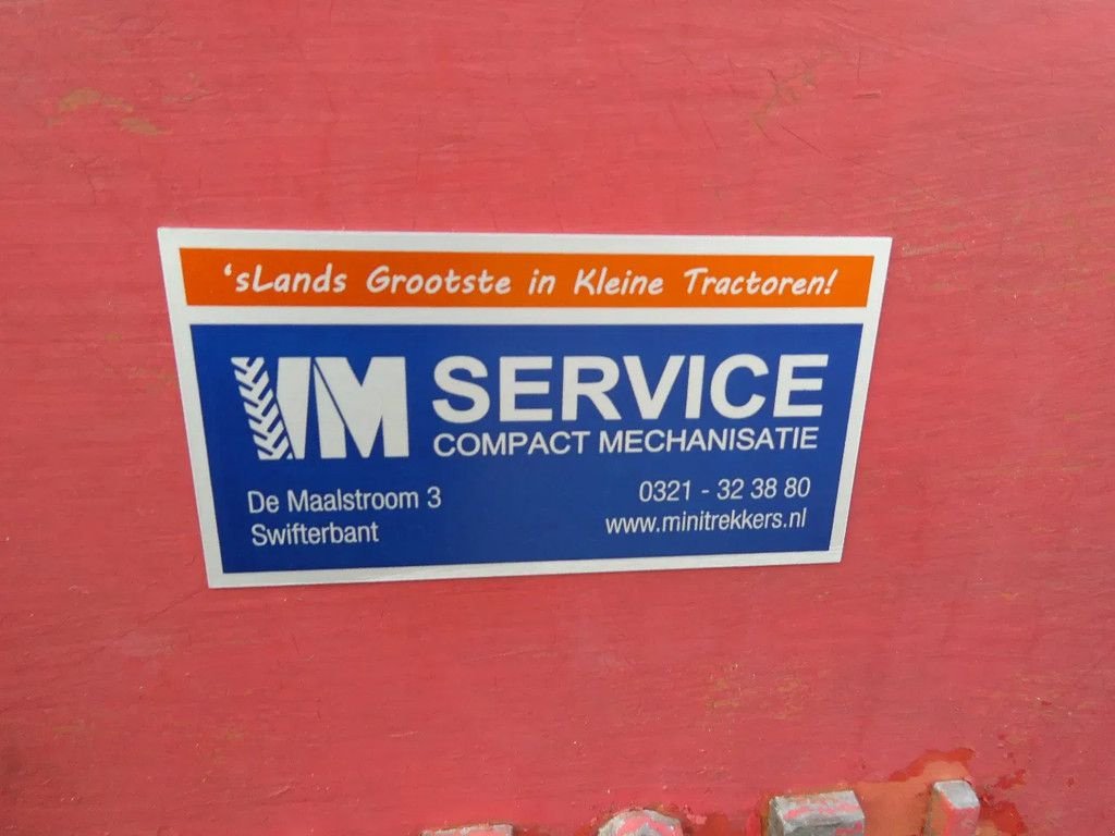 Traktor van het type McCormick Farmall 324 2wd / Margetrekker, Gebrauchtmaschine in Swifterband (Foto 9)