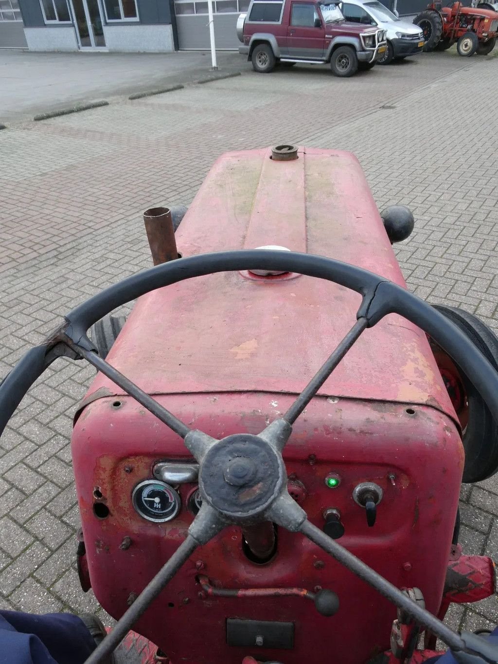Traktor van het type McCormick Farmall 324 2wd / Margetrekker, Gebrauchtmaschine in Swifterband (Foto 10)