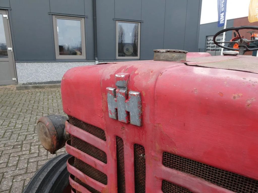 Traktor van het type McCormick Farmall 324 2wd / Margetrekker, Gebrauchtmaschine in Swifterband (Foto 5)