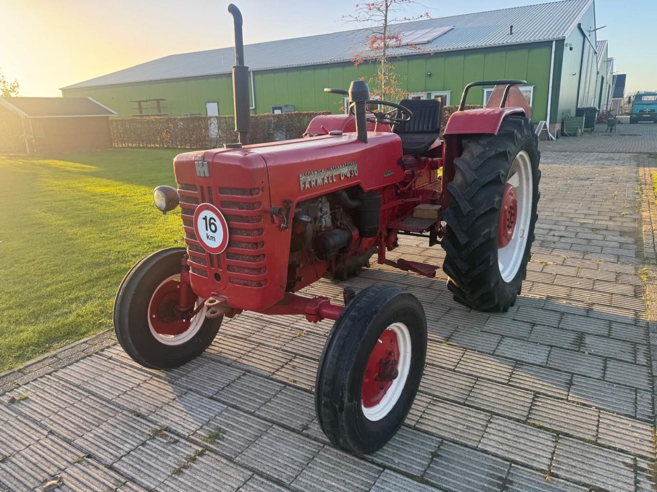 Traktor tip McCormick Farmall D-430, Gebrauchtmaschine in Lage Zwaluwe (Poză 2)