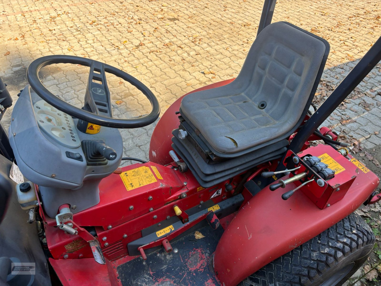 Traktor za tip McCormick G30R, Gebrauchtmaschine u Deutsch - Goritz (Slika 10)