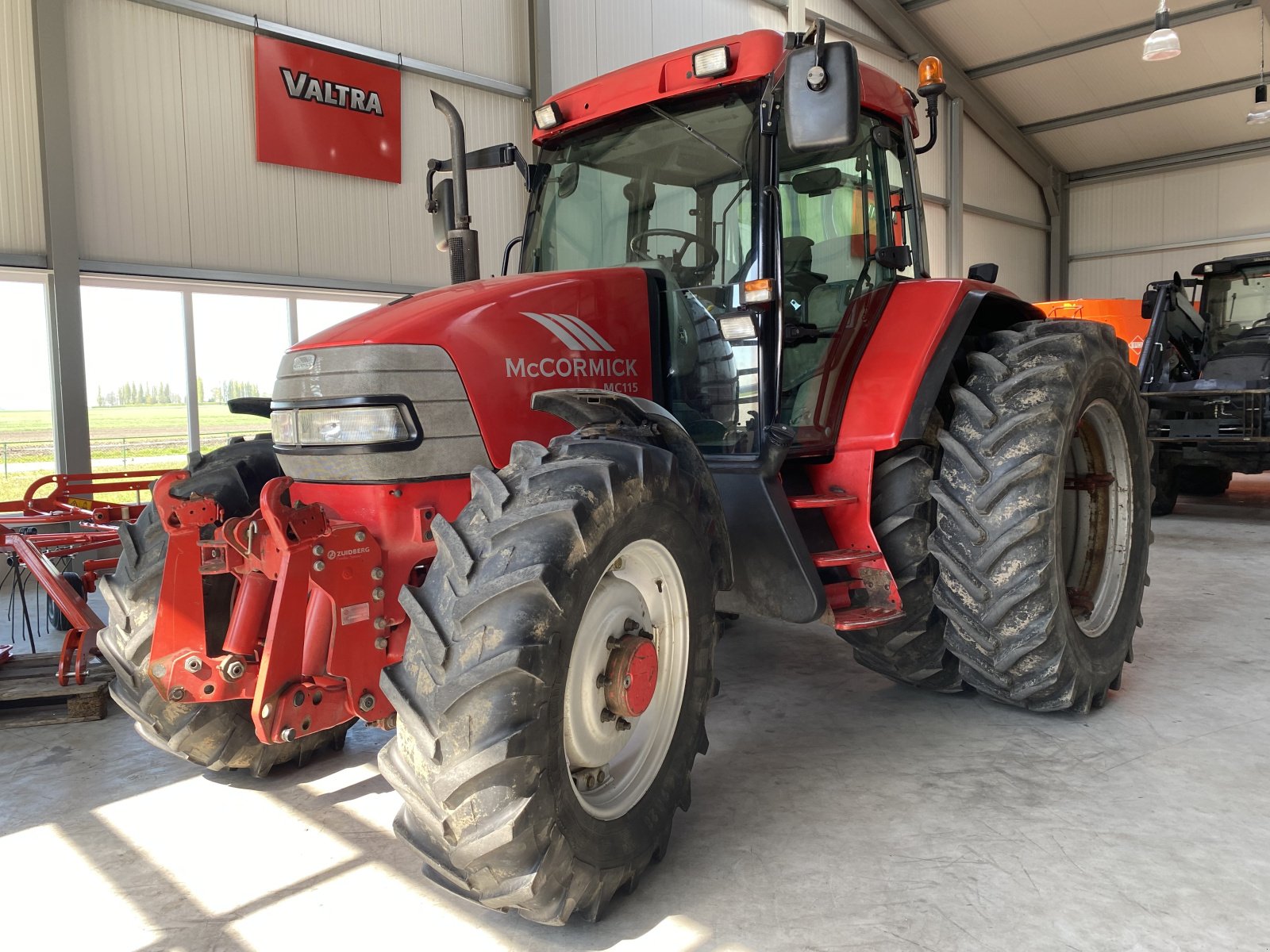 Traktor типа McCormick MC 115, Gebrauchtmaschine в Achtmaal (Фотография 1)