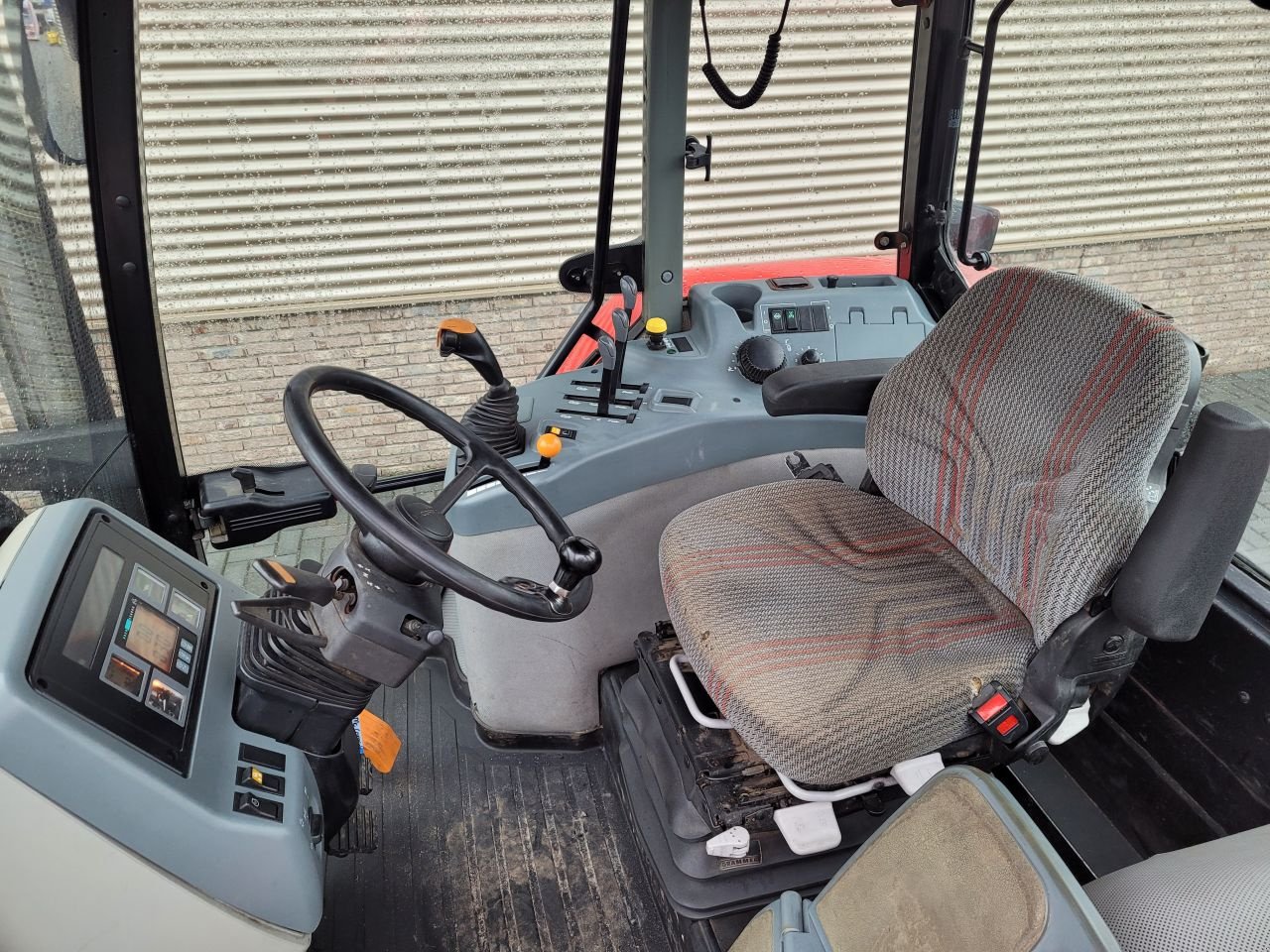 Traktor typu McCormick MC-120, Gebrauchtmaschine w Houten (Zdjęcie 6)