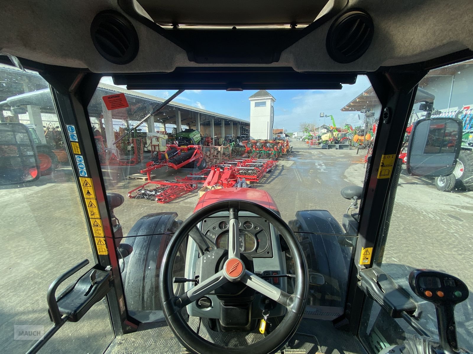 Traktor del tipo McCormick MC 130, Gebrauchtmaschine en Burgkirchen (Imagen 15)