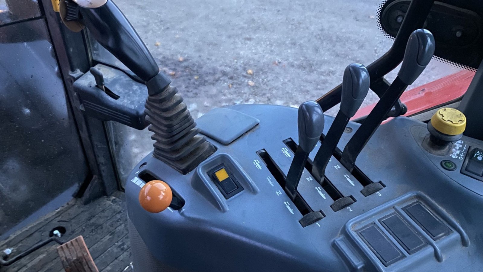 Traktor del tipo McCormick Mc 135 Power 6, Gebrauchtmaschine In øster ulslev (Immagine 12)