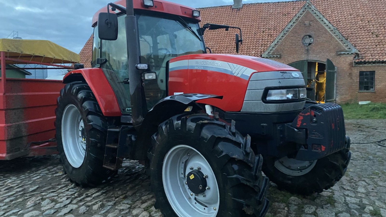 Traktor del tipo McCormick Mc 135 Power 6, Gebrauchtmaschine In øster ulslev (Immagine 2)