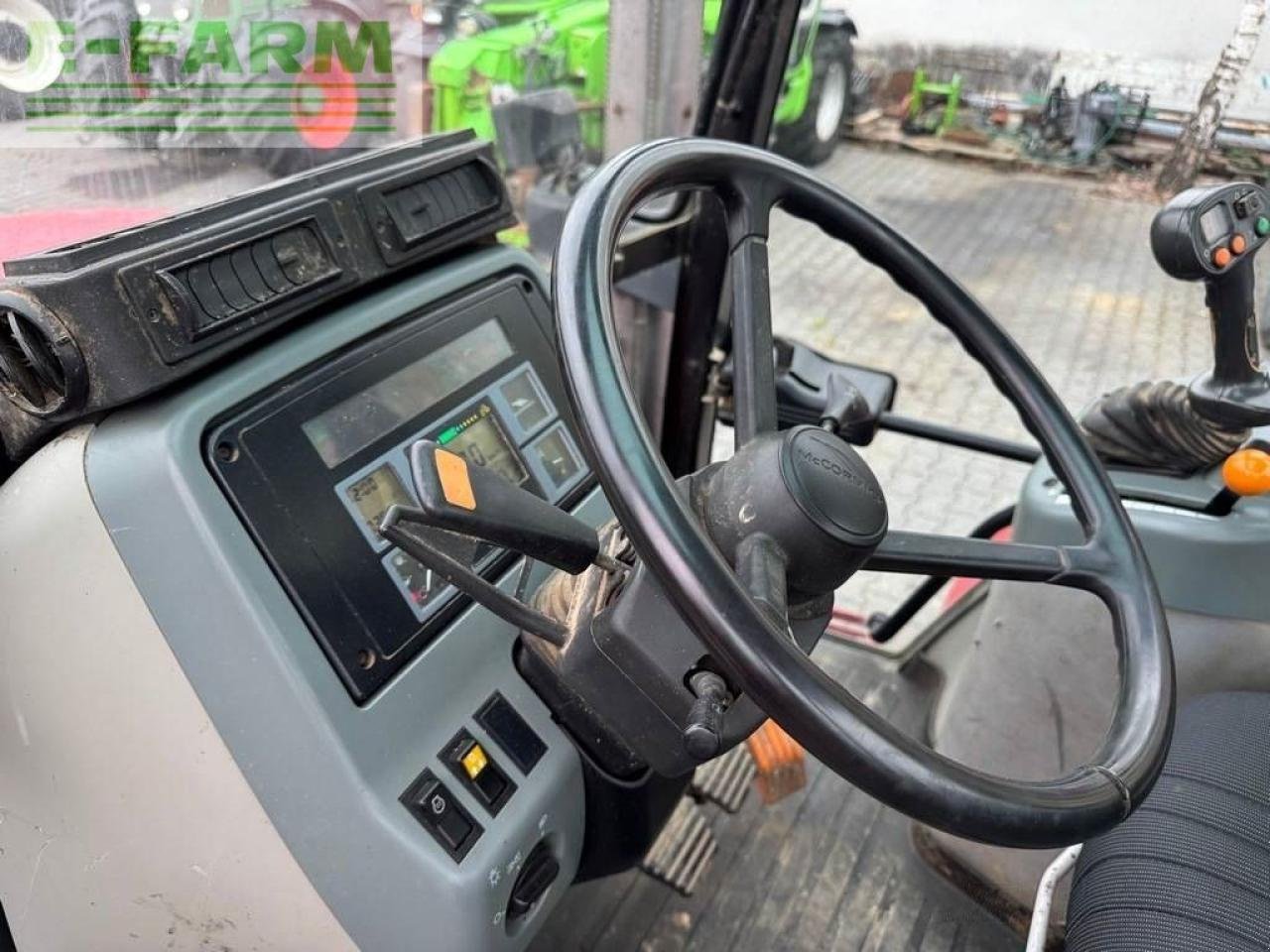 Traktor tip McCormick mc100, Gebrauchtmaschine in DAMAS?AWEK (Poză 14)