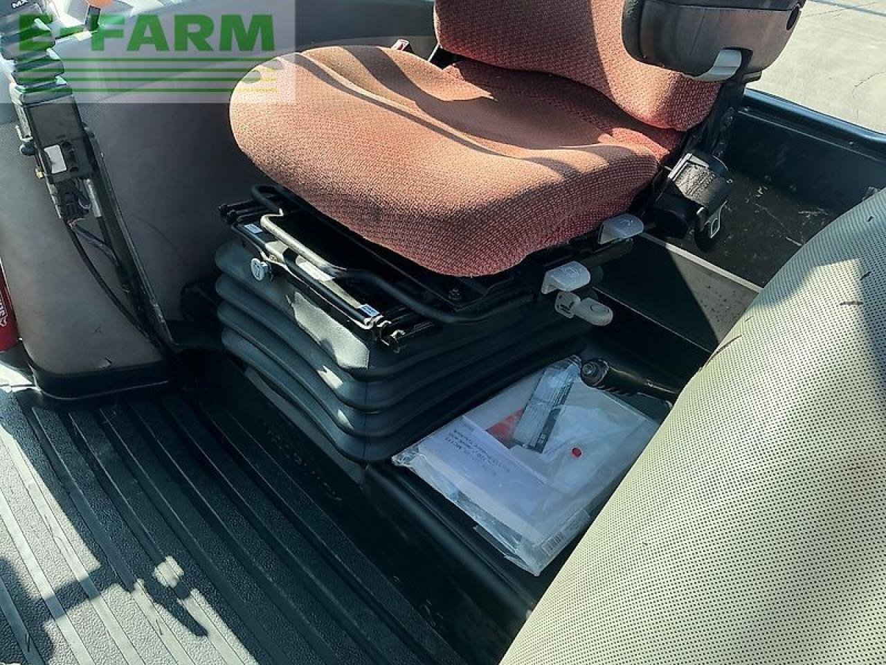 Traktor typu McCormick mc115 loader tractor (st25693), Gebrauchtmaschine w SHAFTESBURY (Zdjęcie 20)